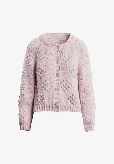 Svetlo roza pletena kardigan s okroglim izrezom, teksturiranimi vzorci in petimi gumbi spredaj. Reišani robovi in manšete.