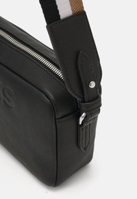 BOSS ADDISON CROSSBODY - Borsa a tracolla - black