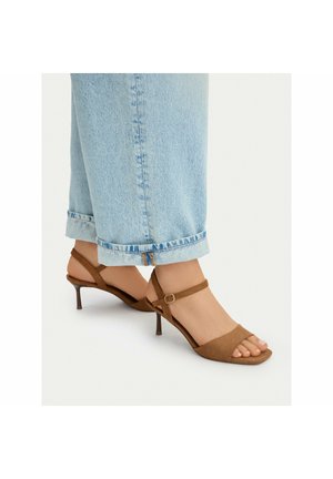 Jenny, Sandals - brown