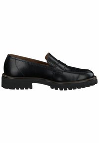 Mocassin en cuir noir avec semelle épaisse à crampons et détail de bride penny, talon bas et bout arrondi, présenté de profil.
