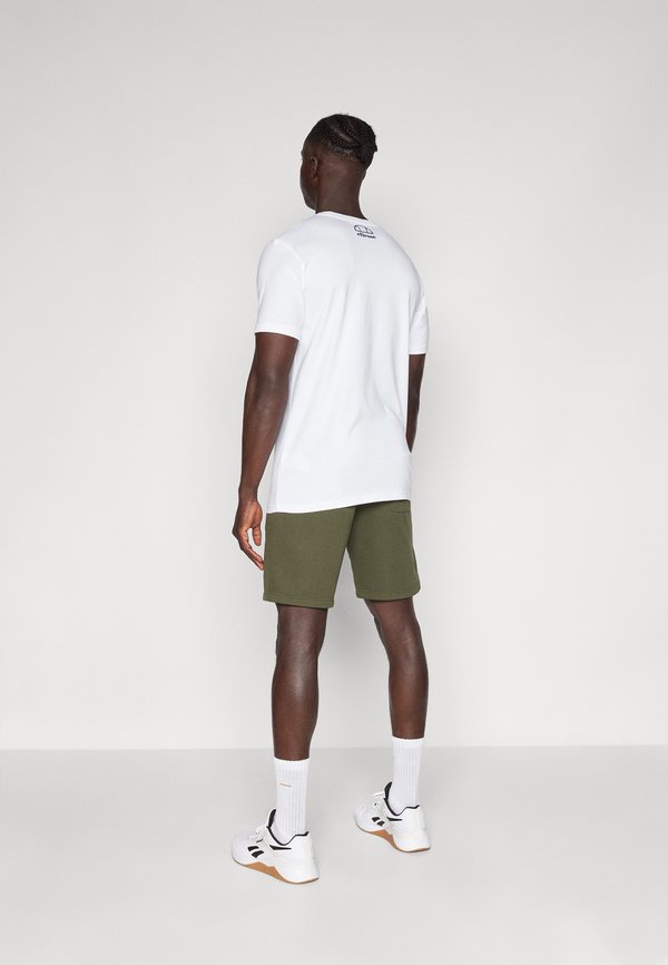 ESSENTIAL SWEATSHORTS - Sports shorts - deep depths2