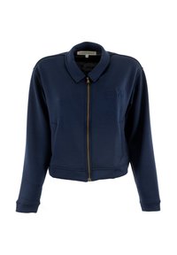 Giacca a zip di colore blu navy con colletto, realizzata in tessuto morbido, presenta il ricamo "BM" ed è dotata di due tasche frontali e polsini a costine.