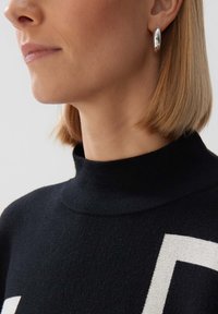 someday. BENUKI - Poncho - black