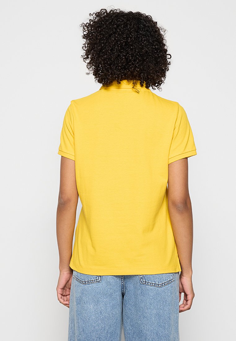 SLIM FIT