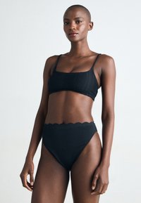 Hunkemöller SCALLOP HIGH LEG 2 PACK - Spodný diel bikín - black