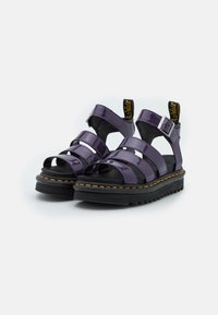 Dr. Martens BLAIRE - Sandálias de plataforma - blackcurrant