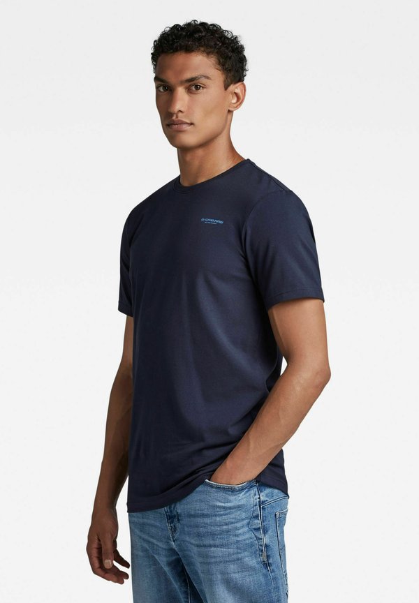 BASE  - Basic T-shirt - salute3