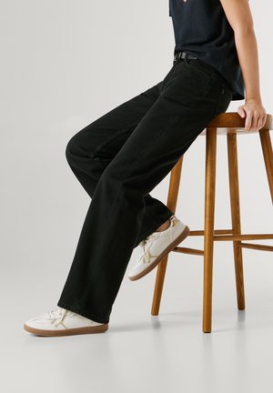 Pepe Jeans BALL CHIC - Tossud - off white