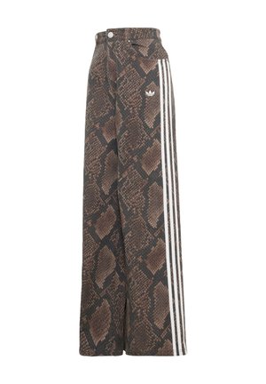 adidas Originals, SNAKE PRINT DENIM LOOSE - Loose fit teksad - earth strata/aurora coffee