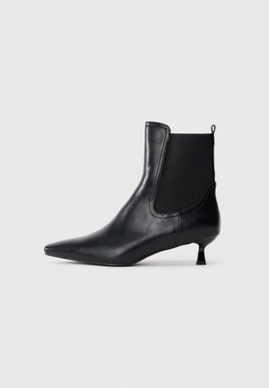 CLIFF - Støvletter - black