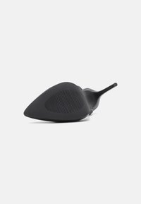 RAID Wide Fit CLEMENTINE - Saltos clássicos - black