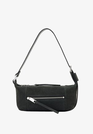 Schwarze Leder-Schultertasche mit strukturierter Oberfläche, ausgestattet mit einem Reißverschlussfach und einem verstellbaren Tragegurt für vielseitige Trageoptionen.