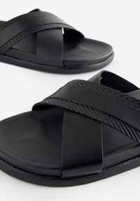 Next EMBOSSED CROSS- REGULAR FIT - Papucsszandálok - black