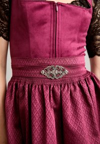 Krüger Dirndl Dirndl - beere