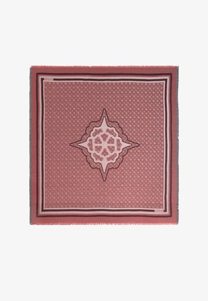 Foulard quadrato con un motivo geometrico centrale in tonalità di rosa e bordeaux, bordato da linee in contrasto e bordi frangiati.