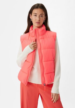 comma casual identity Waistcoat - koralle