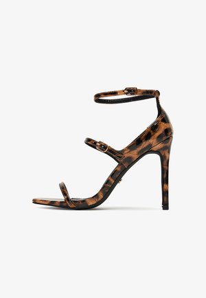 DeeZee, DEEZEE SANDALS LWLY126-5 - High heeled sandals - brown