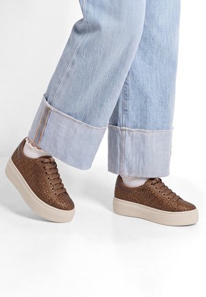 Tamaris, Sneakers laag - bronce glam
