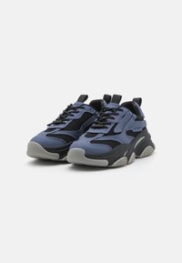 Steve Madden POSSESS - Sneakers low - navy/ black