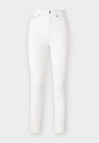 Witte denim jeans met een hoge taille, taps toelopende pijpen en een vijf-pocket stijl. Voorzien van een metalen knoop en klinknagels, met een gladde textuur.