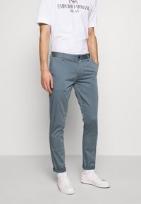 Emporio Armani Pantalones chinos - mottled blue