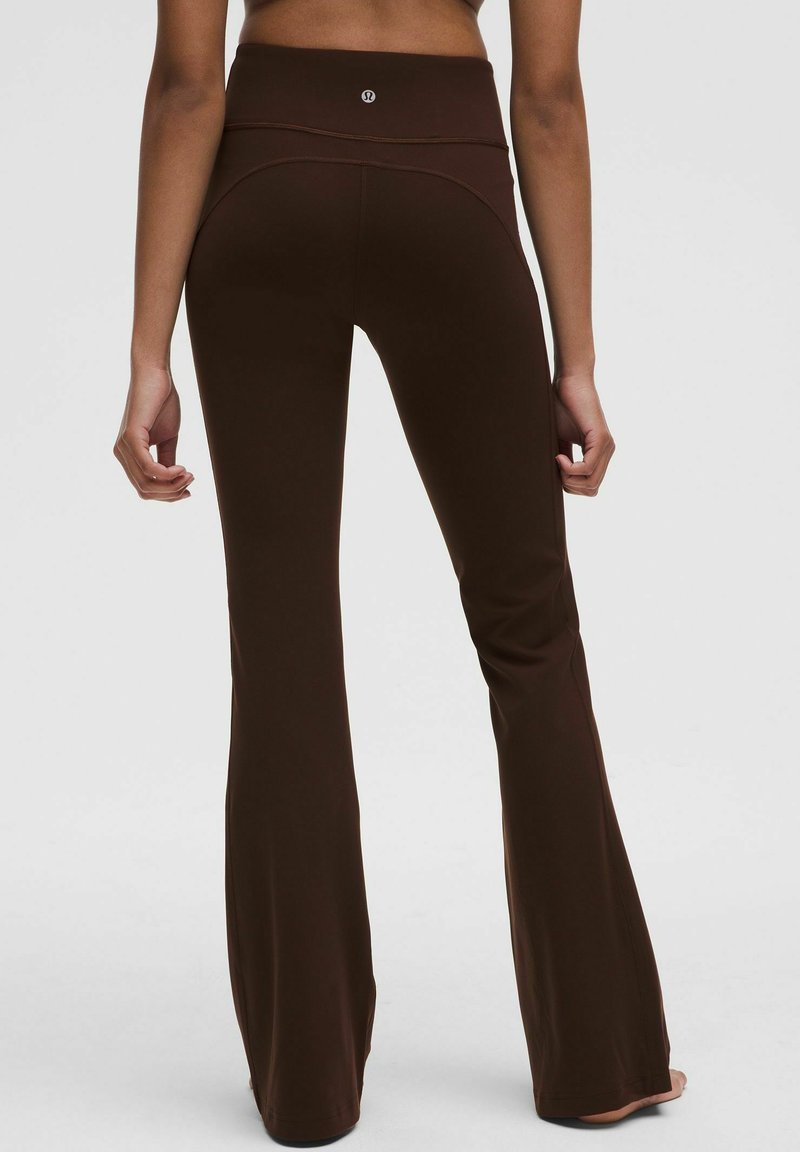lululemon GROOVE HR FLARED REG - Leggings - lava cake/brown - Zalando
