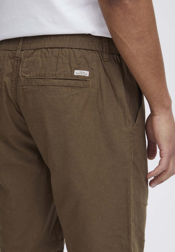 BHWOVEN LINEN MIX - Shorts - beech4