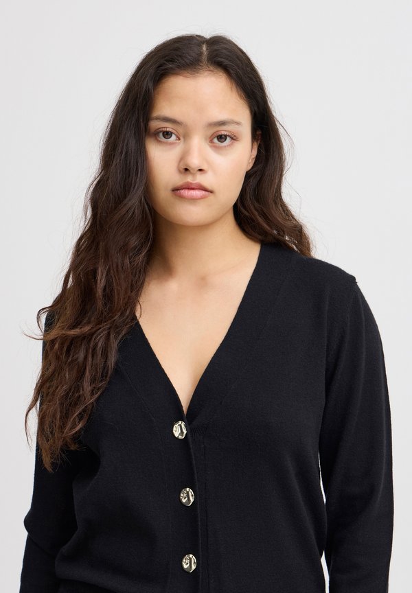 IHTrilla - Cardigan2