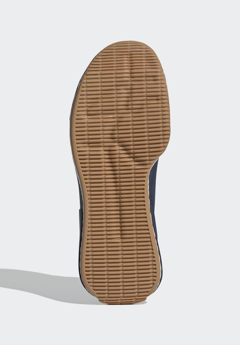 Adidas By Stella Mccartney Adidas By Stella Mccartney Treino Mid Cut Print Shoes High Top Trainers Blue Zalando Co Uk