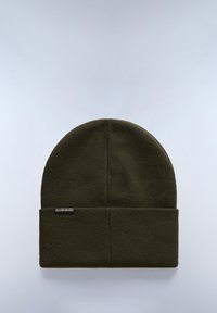 Berretto di lana verde lavorato a maglia con risvolto. Presenta un piccolo etichetta di marca sul risvolto. Tessuto liscio e cima arrotondata. Il design è semplice e funzionale.