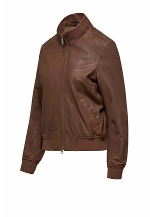 Bruine leren bomberjack met ritssluiting aan de voorkant, geribbelde manchetten en zoom, en schuine steekzakken aan de zijkant.