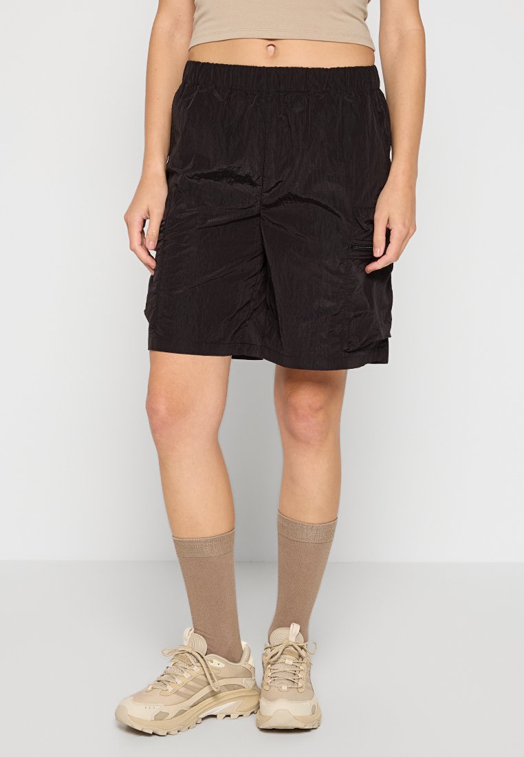 Rains Shorts zwart