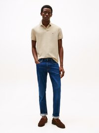 Tommy Hilfiger REGULAR - Polokošeľa - sandalwood