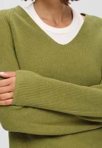 s.Oliver Stickad tröja - light green