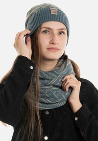 Knit Factory DUSK - Colsjaal - laurel urban green