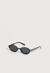 Неизбран, black