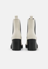 ONLY SHOES Botki na platformie