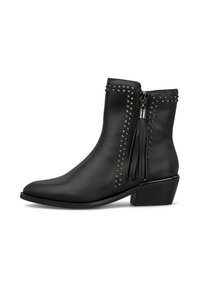 Botas negras de tobillo de cuero, con detalles de tachuelas, cremallera lateral, un adorno de borlas y un tacón bajo cuadrado.