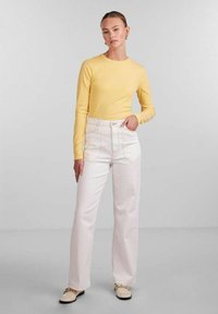 Pieces Langarmshirt - flax