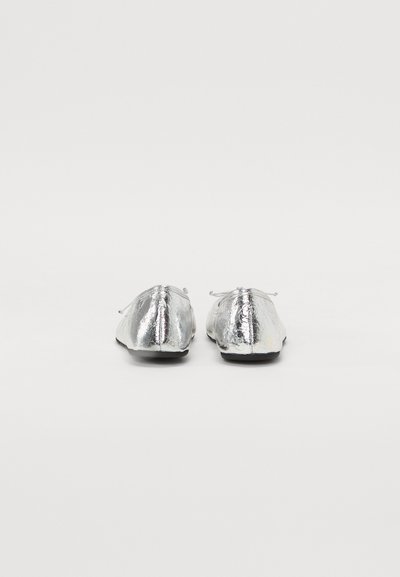 Vivienne Westwood BALLERINA - Balerinke - silver coloured