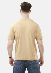 Save the duck ADELMAR - T-shirt basic - beige