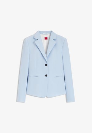 Svijetloplavi blejzer s izrezanim reverima, dva crna gumba i dva prednja džepa sa prorezima, prikazan na bijeloj pozadini.