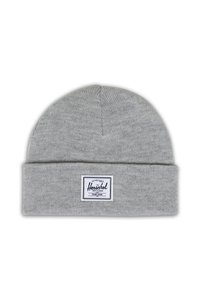 Beanie grigia lavorata a maglia con risvolto, caratterizzata da un'etichetta rettangolare bianca e blu sul davanti. Motivo del tessuto testurizzato su tutta la superficie.