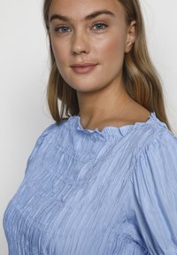 Cream HENVA - Palaidinė - placid blue