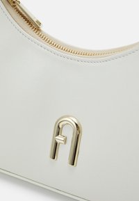 Furla DIAMANTE MINI SHOULDER BAG - Ručna torba - marshmallow