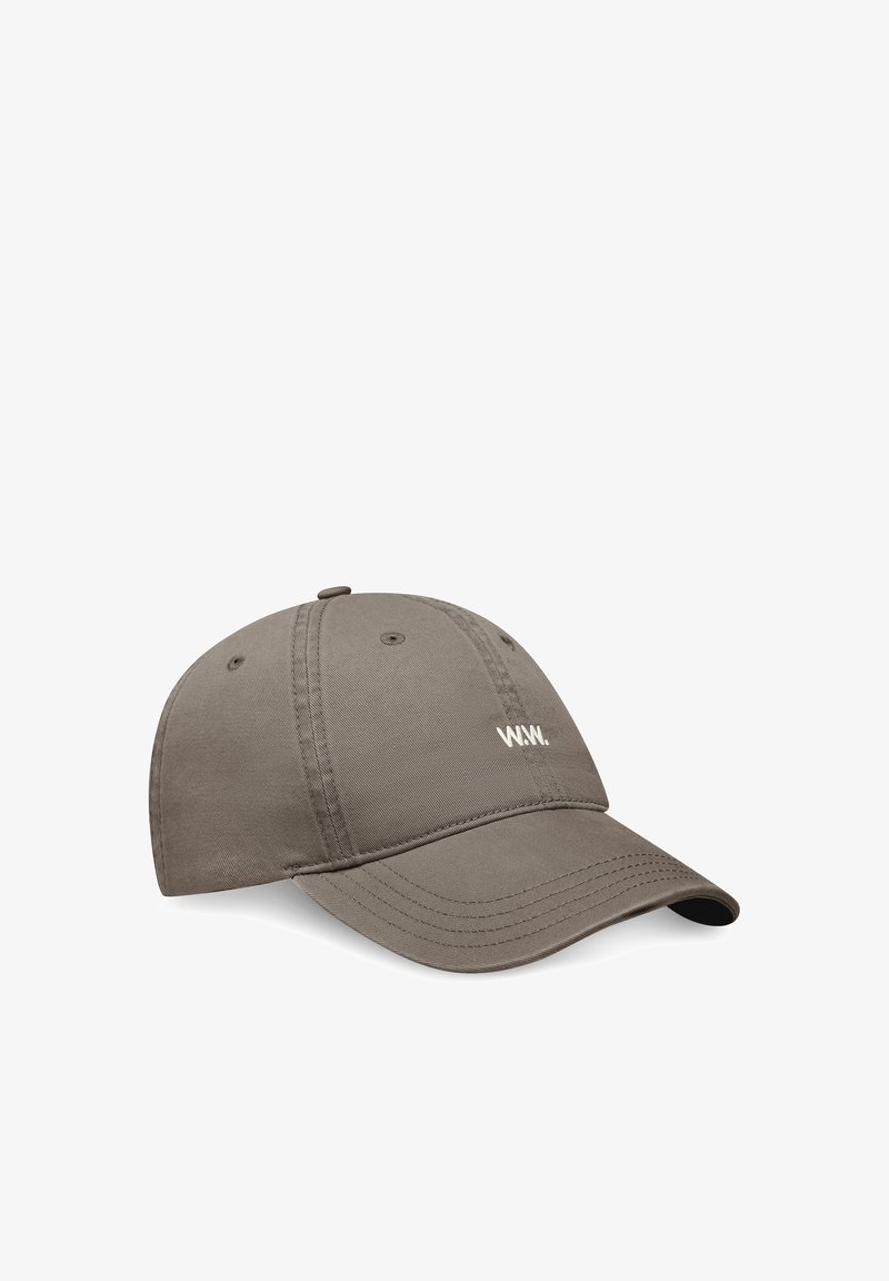 Grå bomuldsbaseballkasket med buet skygge og lille hvid "W.W."-logo broderet på fronten i midten.