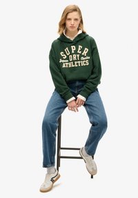 Superdry & Co ATHLETIC ESSENTIALS  - Sudadera - enamel green