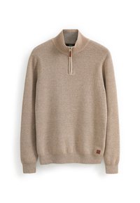 Beżowy sweter dzianinowy z wysokim kołnierzem i ćwierć zamkiem, z prążkowanymi mankietami i dołem oraz małą brązową łatką z logo na dole.