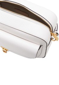 Coccinelle BEAT MEDIUM SOFT A TRACOLLA - Borsa a tracolla - white