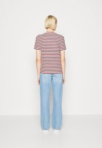 Lacoste Apdrukāts T-krekls - zin/flour